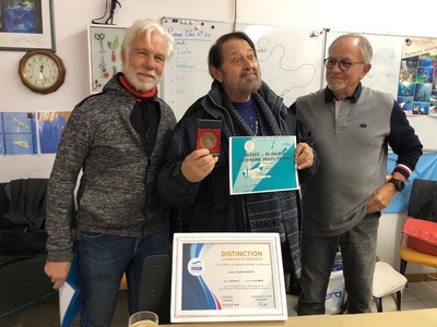 775b8f5c da87 4854 ab43 b4451ecdfcda