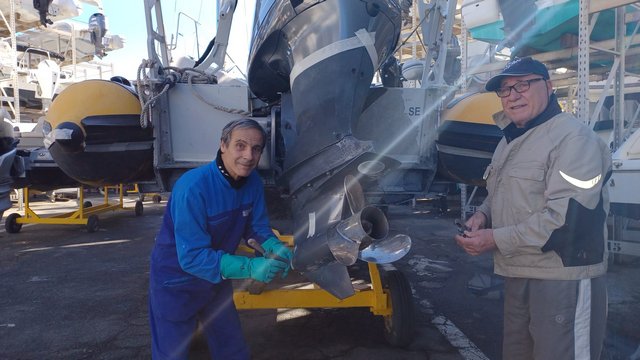 2f17bbeb 0e1d 4237 a5d9 f0ba33354dc9