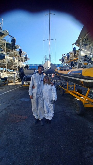 b7878376 aaed 45d1 a6c0 09765332cfbe