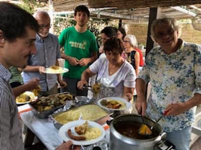 6fa548a5 536d 44f5 b90c cdec662e9d3a